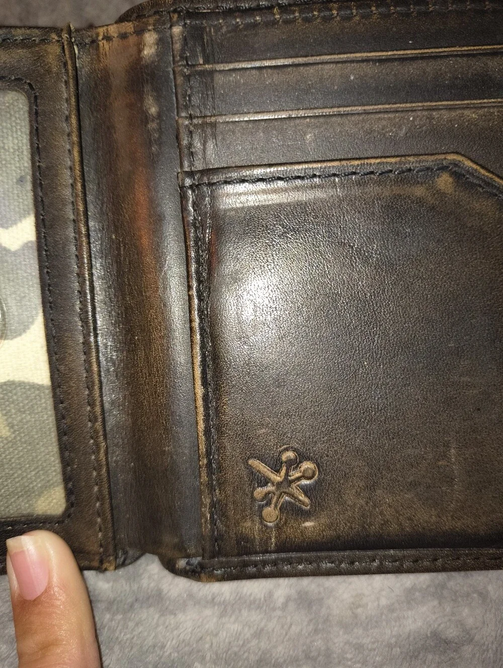 Men's Tan Leather Bifold Wallet with Embossed Deer